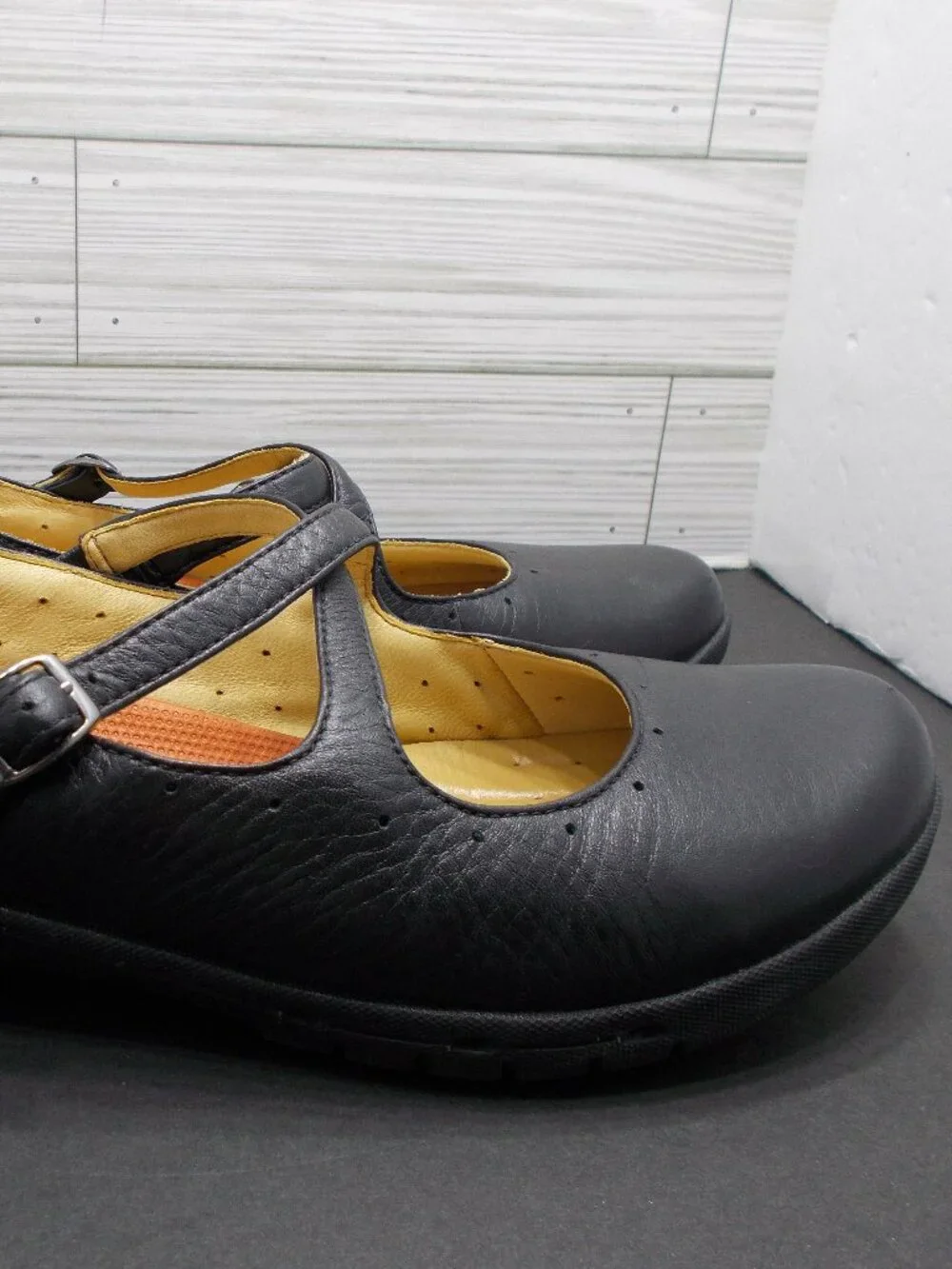 Women's 9M Clarks Unstructured Black Leather Mary Jane Shoes 87546